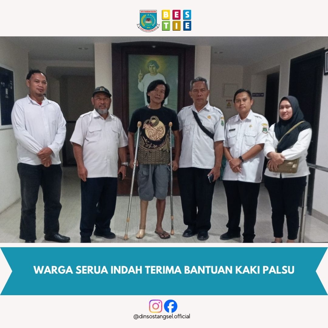 Warga Serua Indah Terima Bantuan Kaki Palsu